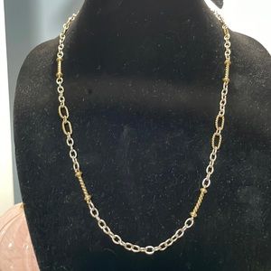 Grace & Heart Neumann Necklace